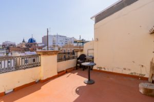 Duplex toit-terrasse centre historique Valence BuenApart 27