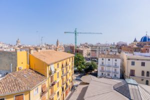 Duplex toit-terrasse centre historique Valence BuenApart 30