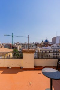 Duplex toit-terrasse centre historique Valence BuenApart 36