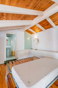 Duplex toit-terrasse centre historique Valence BuenApart 55