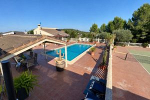 Maison individuelle avec piscine sur terrain de 7 298 m² à Buñol près de Valence BuenApart 1